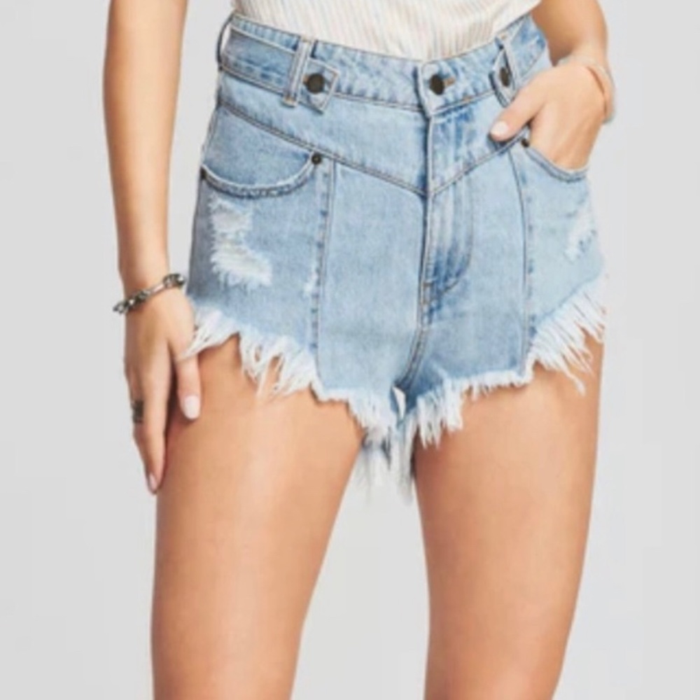 Retrofete Tessa high rise shorts light blue size 27